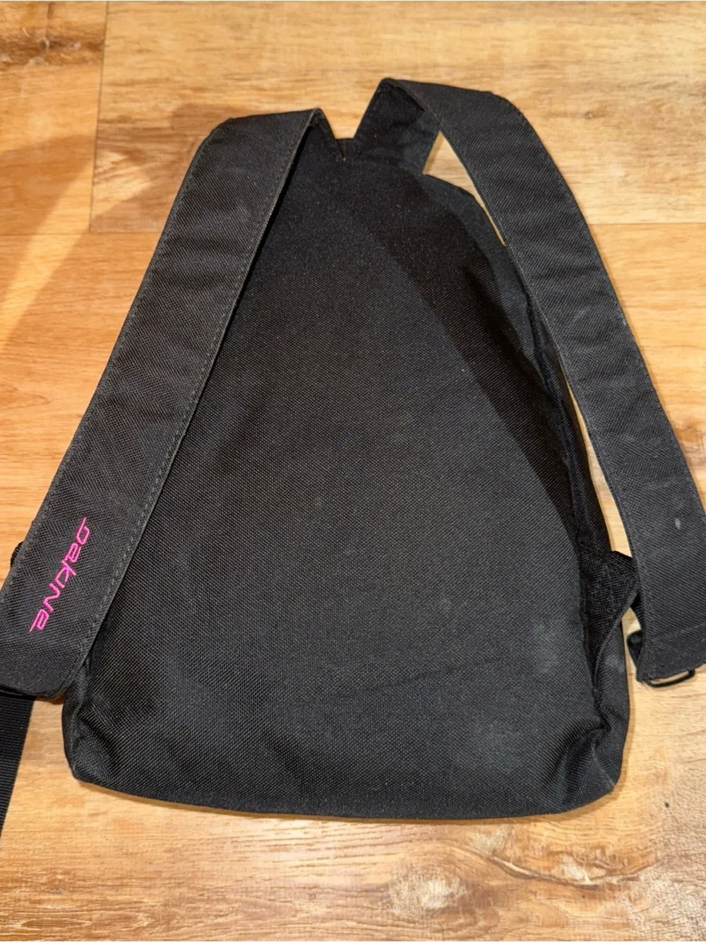 Dakine Garden Backpack Mini Bag Camo Small Daypack Pink Logo 13’ inch cute mini